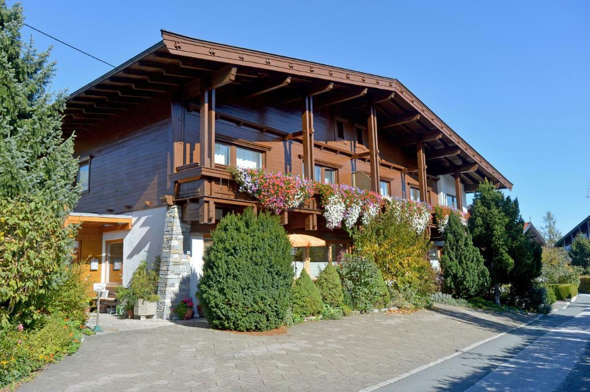 Haus Friederike - "Apartment Kaisertor" Елмау Екстериор снимка