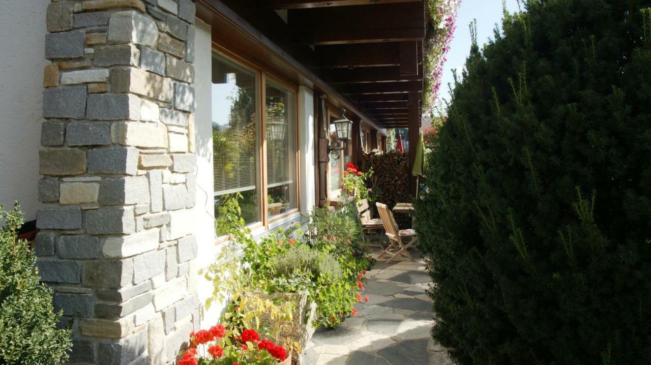 Haus Friederike - "Apartment Kaisertor" Елмау Екстериор снимка